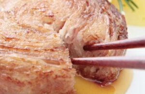 箸でほぐせる柔らかさ 黒豚ロールステーキ 長崎豊味館 の通販 口コミ 美食探求倶楽部